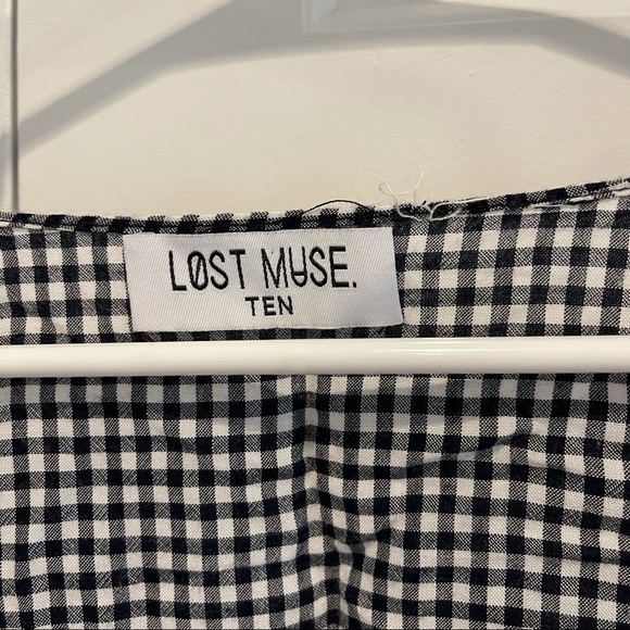 LF Gingham Crop Top with Tie - Never Worn! - Picture 8 of 11